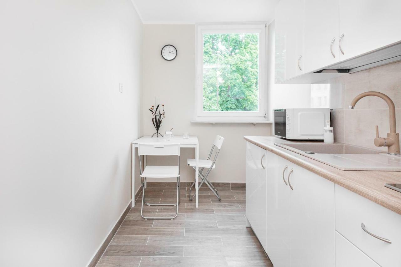 Apartments Warsaw Solidarnosci By Renters Exterior photo